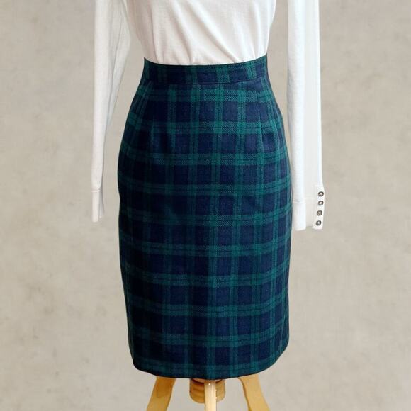 Vintage BRIGGS Wool Tartan Plaid High Waist Green and Blue Made in USA Skirt 10P - Picture 1 of 11